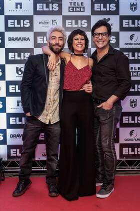 RIO DE JANEIRO, RJ - 22.11.2016: PRÉ ESTRIA DO FILME ELIS - Rodrigo Pandolfo, Andrea Horta and Lucio Mauro Filho, during the pre premiere of Elis Film, held in Rio Sul Shopping Kinoplex, in Rio de Janeiro, RJ. x1234029x  AndréxHorta