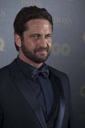 GQ Männer des Jahres Award in Paris GERARD BUTLER - GQ Men of the Year Award 2016 - Paris, Frankreich - 23 11 2016 JBAutissier Panoramic 