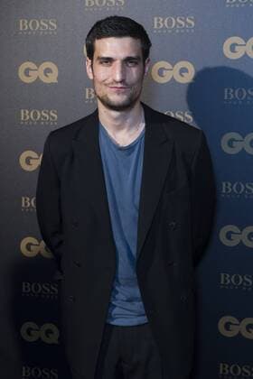 GQ Männer des Jahres Award in Paris Louis Garrel - GQ Men of the Year Award 2016 - Paris, Frankreich - 23 11 2016 JBAutissier Panoramic 