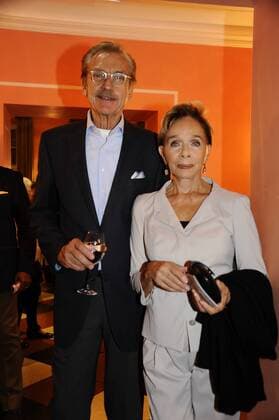 Monika Peitsch mit Ehemann Premiere Auf ein Neues Komödie im Bayerischen Hof München 23. November 2016