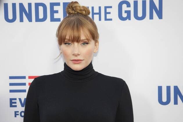 Bryce Dallas Howard arrives at the Academy of Motion Picture Arts and Sciences for the premiere of Under the Gun on Epix USA - 2016 - Premiere of Under the Gun in Los Angeles  Copyright: xMarielxCallowayx 2016-Epix-Under-the-Gun-Premiere-AMPAS-BryceDallasHoward