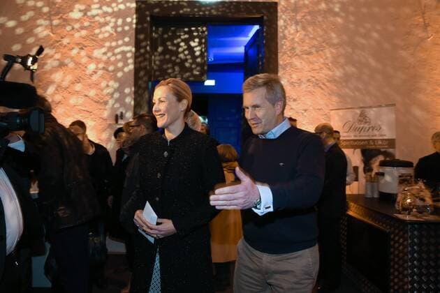 Hannover, VIP-Premiere, GOP, Wintervariete Orangerie Herrenhäuser Gärten, Die Show âÄžWETâÄœ, EX Bundespräsident Christian Wulff mit seiner Ehefrau Bettina,