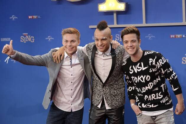 Lukas Pratschker, Prince Damien und Luca Hänni bei der Premiere des Kinofilms Sing im Cincedom. Köln, 27.11.2016 Foto:xJ.xKrickx xFuturexImage