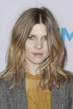 Clemence Poesy - Vor Filmpremiere Premiere - Demain tout commence Plötzlich Papa - Grand Rex Paris - 28 11 2016 GwendolineLeGoff Panoramic 