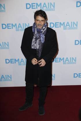 Pascal Elbe - Vor der Premiere Filmpremiere Demain tout commence Plötzlich Papa - Grand Rex Paris - 28 11 2016 GwendolineLeGoff Panoramic 