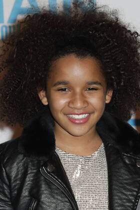 Gloria Colston und ihr Bruder Jaden - Vor der Premiere Filmpremiere Demain tout commence Plötzlich Papa - Grand Rex Paris - 28 11 2016 GwendolineLeGoff Panoramic 