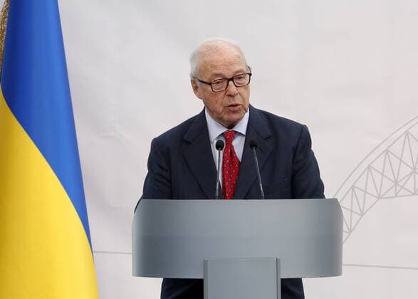 November 29, 2016 - Chernobyl, Ukraine - Chairman of Chernobyl Shelter Fund Hans Blix delivers a speech during a ceremony to unveil the New Safe Confinement (NSC) arch, that will block radiation from the damaged reactor at the Chernobyl nuclear power plant, Ukraine, November 29, 2016. Chernobyl Ukraine - ZUMAs334 20161129_zap_s334_016