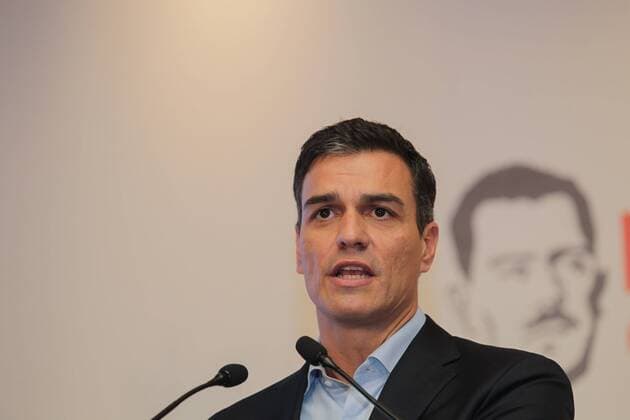 Former leader of the Spanish Socialist Party PSOE Pedro Sanchez takes part at the conference The social-democrat leadership in Europe during the forum Progressive Movements and Citizens in Latin America and Europe in Mexico City, Mexico, 29 November 2016. PROGRESSIVE MOVEMENTS AND CITIZENS IN LATIN AMERICA AND EUROPE FORUM IN MEXICO !ACHTUNG: NUR REDAKTIONELLE NUTZUNG!  MEX002 20161129-636160576109622472