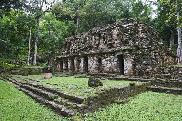 Mayan ruins, Yaxchilan, Chiapas state, Mexico, North America Copyright: ChristianxKober 733-4899