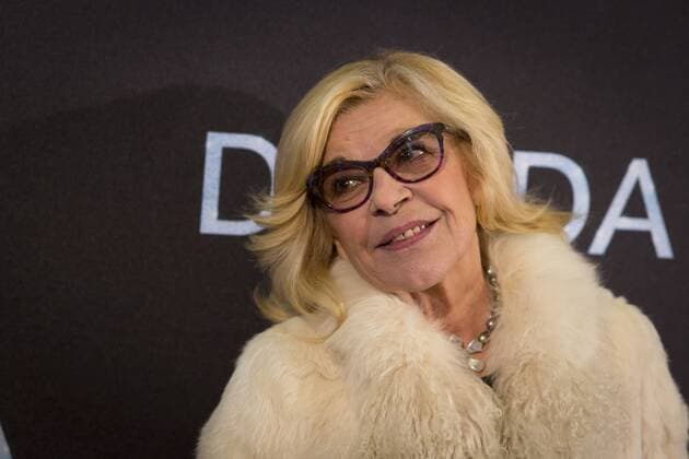 Nicoletta CELEBRITES : Filmpremiere Premiere Film DALIDA - Paris - 30 11 2016 StephenCaillet Panoramic 