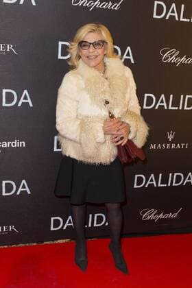 Nicoletta CELEBRITES : Filmpremiere Premiere Film DALIDA - Paris - 30 11 2016 StephenCaillet Panoramic 