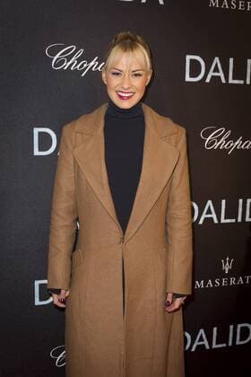 Katrina Patchett CELEBRITES : Filmpremiere Premiere Film DALIDA - Paris - 30 11 2016 StephenCaillet Panoramic 