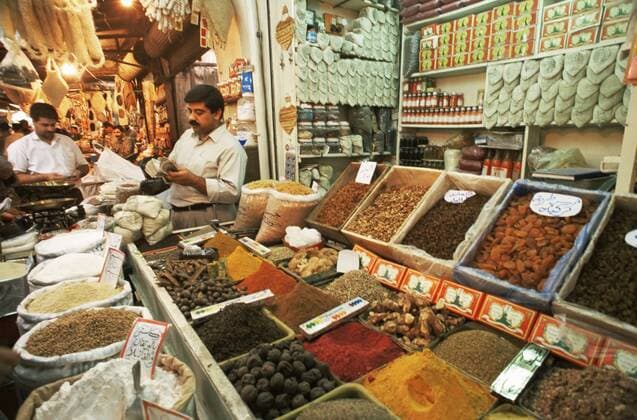 The bazaar, Baghdad, Iraq, Middle East Copyright: NicoxTondini 765-200