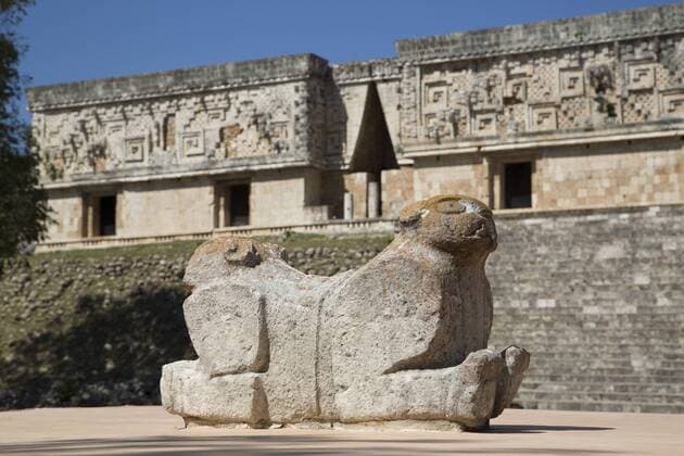 Double-headed Jaguar, Palace of the Governor, Uxmal, Mayan archaeological site, UNESCO World Heritage Site, Yucatan, Mexico, North America Copyright: RichardxMaschmeyer 801-1559