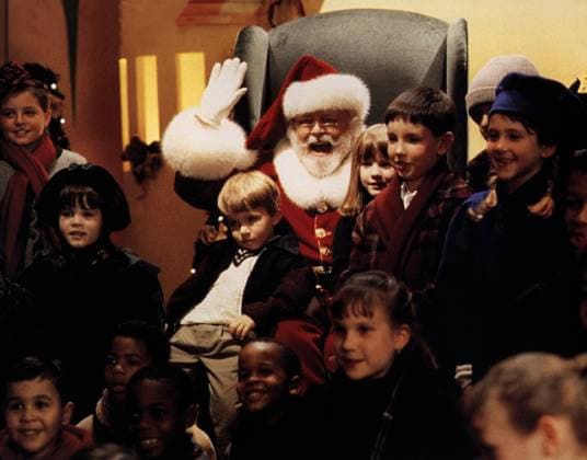 Das Wunder von Manhattan, (MIRACLE ON 34TH STREET) USA 1994, Regie: Les Mayfield, MARA WILSON (mi, li), RICHARD ATTENBOROUGH, Stichwort: Weihnachtsmann UnitedArchives00013440