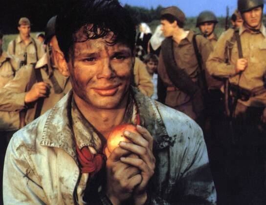 Hitlerjunge Salomon, (EUROPA, EUROPA) D-F 1991, Regie: Agnieszka Holland, MARCO HOFSCHNEIDER, Key: Apfel, Soldaten UnitedArchives00011648
