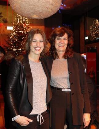 Britta Heidemann, Ulrike Nasse-Meyfarth bei der LAMBERTZ-Fine Art-Kalenderpraesentation im Rosati Restaurant Koeln.