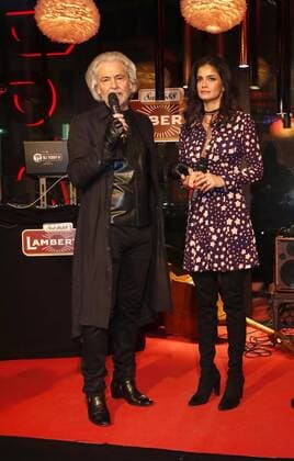 Dr. Hermann Buehlbecker (Alleininhaber LAMBERTZ), Shermine Shahrivar bei der LAMBERTZ-Fine Art-Kalenderpraesentation im Rosati Restaurant Koeln.