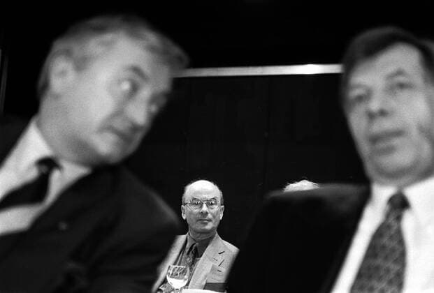 CDU Landesparteitag Deutschland, Berlin, 21.02.1998, CDU Landesparteitag in Berlin; im Hotel Maritim; links: Vorsitzender Klaus Landowsky, rechts: Eberhartd Diepgen, Mitte: Innensenator Jörg Schönbohm,