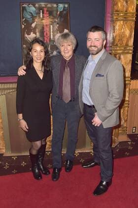 Karen Tsen Lee, Brooke Halpin und Jeremy Profe bei der Premiere des Kinofilms The Lennon Report im Crest Theatre. Los Angeles, 08.12.2016 Foto:xD.xStarbuckx xFuturexImage