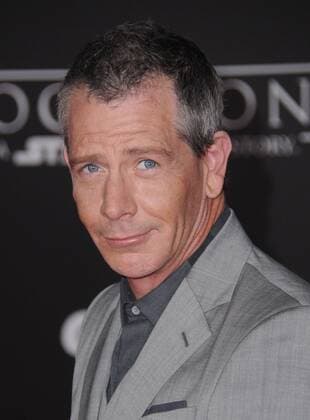 December 10, 2016 - Hollywood, CA, United States - 10 December 2016 - Hollywood, California - Ben Mendelsohn. Rogue One: A Star Wars Story World premiere held at Pantages Theater. Photo Credit: AdMedia Hollywood United States - ZUMAa123 20161210_zaa_a123_137