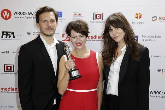 Michal Englert, Maja Ostaszewska und Malgorzata Szumowska mit dem Publikumspreis für Cialo Body bei der Verleihung vom 29. Europäischen Filmpreis 2016 29th European Film Awards 2016 im Nationalen Forum für Musik. Breslau, 10.12.2016 Foto:xS.xGabschx xFuturexImage