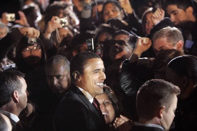 Mar 04, 2008 - San Antonio, Texas, USA - Senator and Presidential Candidate BARACK OBAMA greets supporters in front of the Municipal Auditorium in San Antonio on Tuesday, March 4, 2008. Hillary Clinton has revived her campaign for the US presidency with projected primary election wins in three states. US media say she has taken the Democratic primary polls in Texas, Ohio and Rhode Island. The results of caucus meetings in Texas are not yet known. Rival Democrat Barack Obama took the primary in the state of Vermont. - ZUMAa27_ 20080304_rnn_a27_082