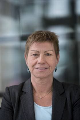 Elke Breitenbach, Die Linke DEU, Deutschland, Germany, Berlin, 10.12.2016 Elke Breitenbach, Senatorin fuer Arbeit, Soziales und Integration vom Berliner Senat, in Berlin. Portrait Elke Breitenbach, senator for work and social issues in the new Senat of Berlin, of the party Die Linke, the Left, Linkspartei in Berlin, Germany.