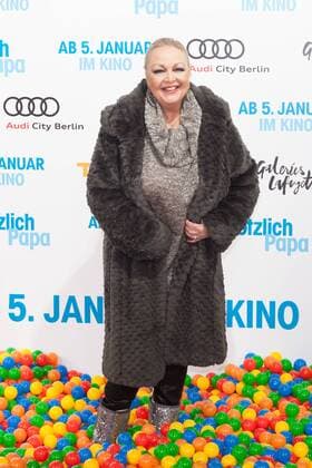 Barbara Schoene - Premiere PLOETZLICH PAPA im Zoo Palast in Berlin am 12.12.2016. Premiere PLOETZLICH PAPA