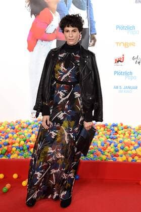 Jasmin Gerat bei der Premeire des Kinofilms Plötzlich Papa Demain tout commence im Zoo Palast. Berlin, 12.12.2016 Foto:xF.xKernx xFuturexImage