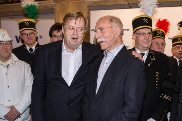 Essen Gisbert Baltes (Filmemacher) mit Werner Hansch (ehemaliger Fussball-Reporter), Filmpremiere WDR-Doku Schicht im Schacht , Lichtburg Essen, 13.12.2016, Copyright: xDeutzmann Eibner-Pressefotox EP_CDN