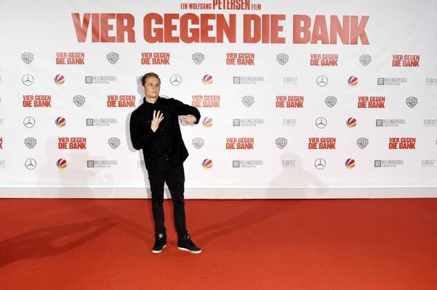 Matthias Schweighöfer bei der Premiere des Kinofilms Vier gegen die Bank im Cinestar Sony Center am Potsdamer Platz. Berlin, 13.12.2016 Foto:xF.xKernx xFuturexImage