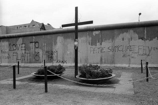 Peter Fechter Gedenkstätte an der Berliner Mauer, Berlin 1983