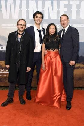 Milan Peschel, Nik Xhelilaj, Wotan Wilke Möhring und Iazua Larios bei der Premiere des Fernsehfilms Winnetou - Eine neue Welt im Delphi Filmpalast. Berlin, 14.12.2016 Foto:xF.xKernx xFuturexImage