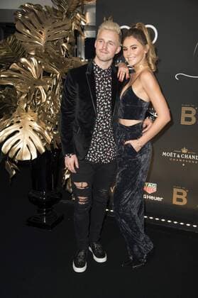 Stefanie Giesinger mit Freund Marcus Butler beim Place To B Influencer Award 2016 im Hauptempfang Axel Springer SE. Berlin, 15.12.2016 Foto:xF.xKernx xFuturexImage