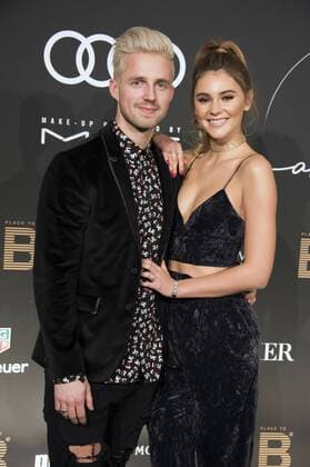 Stefanie Giesinger mit Freund Marcus Butler beim Place To B Influencer Award 2016 im Hauptempfang Axel Springer SE. Berlin, 15.12.2016 Foto:xF.xKernx xFuturexImage