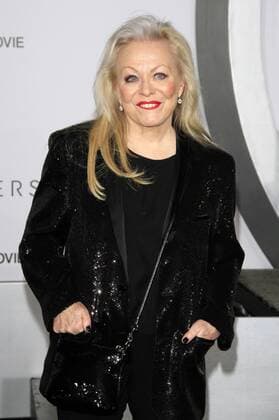 Jacki Weaver bei der Premiere des Kinofilms Passengers im Regency Village Theatre, Westwood. Los Angeles, 14.12.2016 Foto:xD.xBedrosianx xFuturexImage