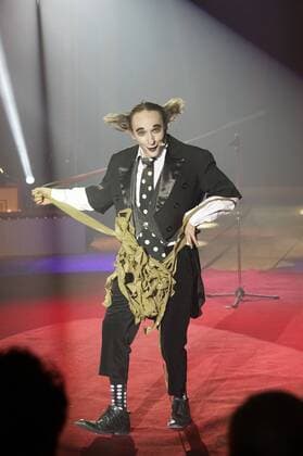 Semen Shuster alias Housch-ma-Housch bei der Premiere des 13. Roncalli Weihnachtscircus im Tempodrom. Berlin, 16.12.2016 Foto:xT.xBartillax xFuturexImage