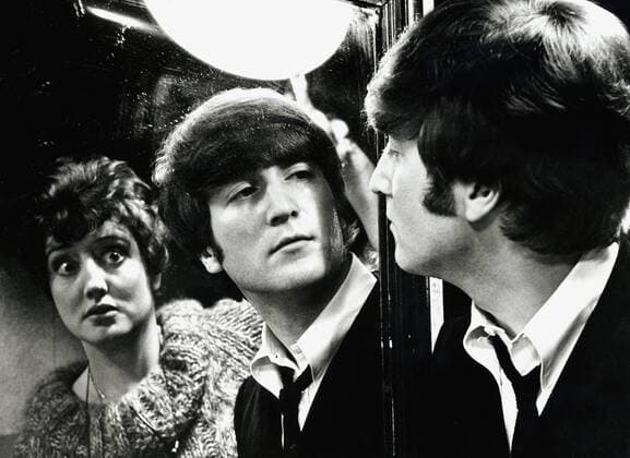 A Hard Day s Night, aka: Yeah Yeah Yeah, Großbritannien 1964, Regie: Richard Lester, Darsteller: The Beatles: John Lennon, Ringo Starr, Paul McCartney, George Harrison Copyright: IFTN UnitedArchives07507