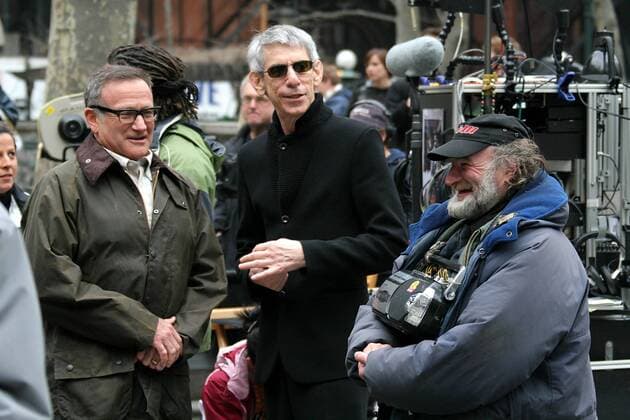 Mar. 28, 2008 - New York, New York, U.S. - ON SET OF LAW AND ORDER-SPECIAL VICTIMS UNIT .IN BRYANT PARK W,42ST DATE 03-28-08 - ROBIN WILLIAMS,RICHARD BELZER. RADIOMEN .K56802JBB - ZUMAba9_ 20080328_gaf_ba9_087