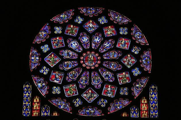 Bleiglasfenster Rosette des nördlichen Querschiffs in der Kathedrale Notre Dame von Chartres, Eure-et-Loir, Frankreich