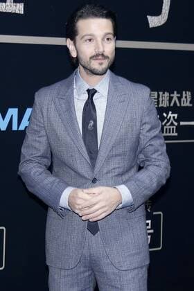 BEIJING, CHINA - DECEMBER 21: Mexican actor Diego Luna arrives at the red carpet of the premiere of film Rogue One: A Star Wars Story on December 21, 2016 in Beijing, China.  CFP497374461
