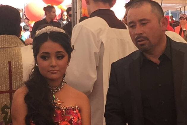 Mexiko: 15. Geburtstag von Rubi Ibarra Garcia wird zur Massenveranstaltung December 26, 2016 - Mexico - EUM20161226ACT09.JPG.VILLA DE GUADALUPE, SLP., FestFiesta-Rubi.- Aspectos de la misa religiosa por los XV anos de la joven Rubi, este lunes 26 de diciembre de 2016 en la comunidad de La Joya. La celebracion cobro fama tras un video-invitacion que se hizo viral en redes sociales.  - ZUMAu78_ 20161226_zaf_u78_025