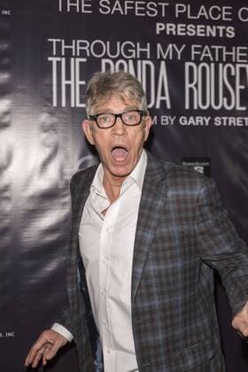 Eric Roberts attends at The Ronda Rousey Story film premiere December 30, 2016 in Chinese Mann Theater, Hollywood, California. USA - 2016 - The Ronda Rousey Story film premiere in Hollywood, CA.  Copyright: xEugenexPowersxPhotographyx
