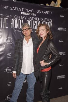 Eric Roberts, Anne Frederick attends at The Ronda Rousey Story film premiere December 30, 2016 in Chinese Mann Theater, Hollywood, California. USA - 2016 - The Ronda Rousey Story film premiere in Hollywood, CA.  Copyright: xEugenexPowersxPhotographyx