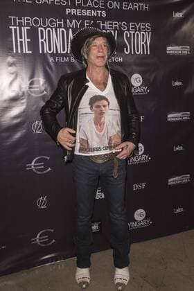 Mickey Rourke attends at The Ronda Rousey Story film premiere December 30, 2016 in Chinese Mann Theater, Hollywood, California. USA - 2016 - The Ronda Rousey Story film premiere in Hollywood, CA.  Copyright: xEugenexPowersxPhotographyx