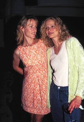 Aug. 24, 2007 - New York, New York, U.S. - K5229JBU.KYRA SEDGWICK WITH MARY STUART MASTERSON. LILY DALE WORLD PREMIERE AT HUDSON THEATRE 06-04-1996. - ZUMAbu2_ 20070824_gaf_bu2_023