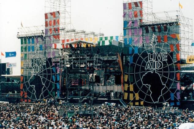 Aug. 28, 2007 - LIVE AID CONCERT IN PHILADELPHIA 07-13-1985.ATMOSPHERE. MICHAEL BRITO- - ZUMAg49_ 20070828_gaf_g49_002