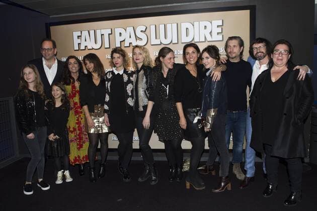 Jenifer Bartoli Arie Elmaleh Camille Chamoux Charlie Dupont Stephanie Crayencour Tania Garbarski Solange Cicurel - Premiere Film Faut pas lui dire - 02 01 2017 JBAutissier Panoramic 