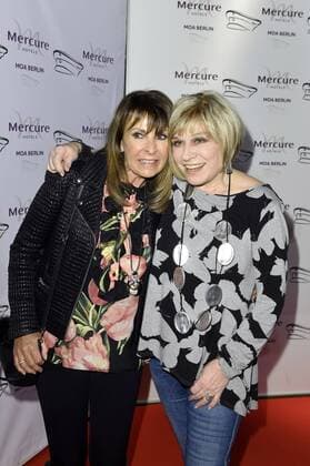 Ireen Sheer mit Mary Roos bei der Verleihung des 6. smago! Award im Mercure Hotel MOA. Berlin, 08.01.2017 Foto:xF.xKernx xFuturexImage